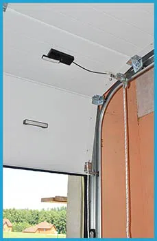 Aurora Garage Door Service Repair Aurora, CO 720-256-2405 - rolling-doors-gr-16m